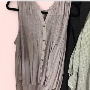 Women's Sleeveless Button-Down Top - Purple